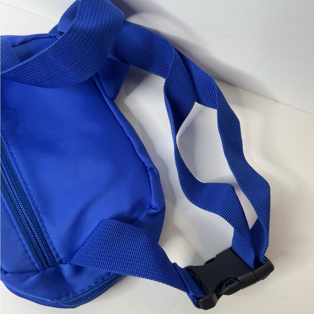 Women's Classic Blue Belt Bag - Picture 4 of 6